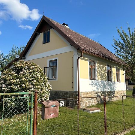 Prijemna Chaloupka Na Trebonsku Villa Chlum u Trebone Bagian luar foto